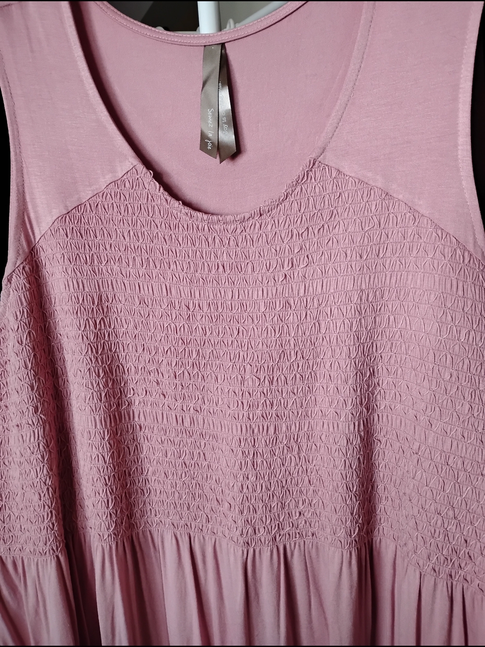 Penningtons Women's Dusty Pink Smocked Texture Crew Neckline Sleeveless Tank Top
